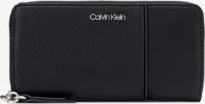 Chain Peněženka Calvin Klein Calvin Klein
